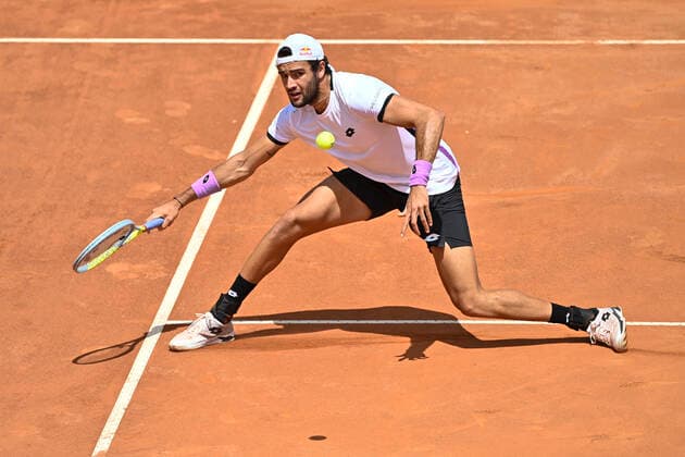 Photo Fabrizio Corradetti - LaPresse 13 05 2021 Roma (Italy) Tennis 3nd round Matteo Berrettini (ITA) vs Stefanos Tsitsipas (GRE) Internazionali BNL d Italia 2021 In the pic: Matteo Berrettini  Copyright: xFabrizioxCorradetti LaPressex