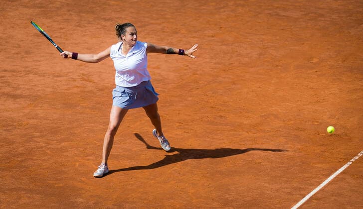 May 13, 2021, ROMA, ITALY: Aryna Sabalenka of Belarus in action during the third round of the 2021 Internazionali BNL d Italia WTA, Tennis Damen 1000 tournament against Cori Gauff of the United States Rome Italy - ZUMAa181 20210513_zaa_a181_010 Copyright: xRobxPrangex
