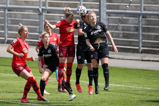 13 05 2021 2 BL 6 Spieltag Eintracht Frankfurt II 1 FC Köln v l , Sharon Beck 1 FC Köln , Thome Schneider Eintracht Frankfurt II , header, header duel DFL DFB REGULATIONS PROHIBIT ANY USE OF PHOTOGRAPHS as IMAGE SEQUENCES and or QUASI VIDEO Copyright: JoaquimxFerreira