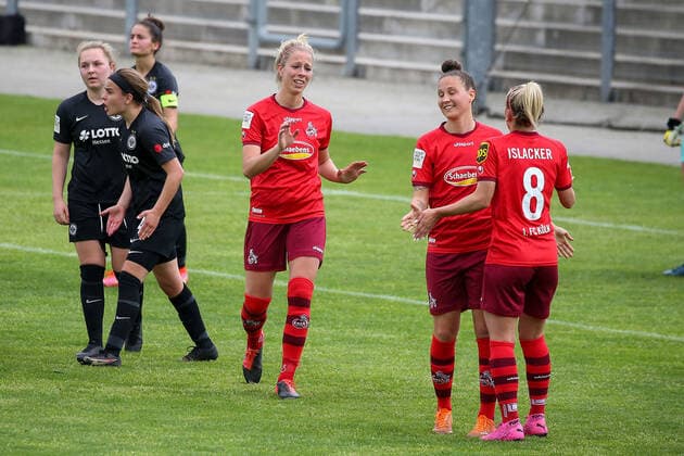 13 05 2021 2 BL 6 Spieltag Eintracht Frankfurt II 1 FC Köln v l , Sharon Beck 1 FC Köln , Sabrina Horvat 1 FC Köln ,Mandy Islacker 1 FC Köln Torjubel, Goal celebration, celebrate the goal DFL DFB REGULATIONS PROHIBIT ANY USE OF PHOTOGRAPHS as IMAGE SEQUENCES and or QUASI VIDEO Copyright: JoaquimxFerreira