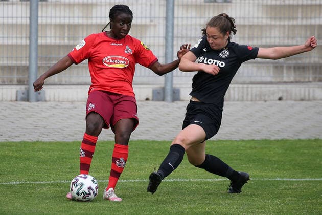 13 05 2021 2 BL 6 Spieltag Eintracht Frankfurt II 1 FC Köln v l , Eunice Beckmann 1 FC Köln , Leonie Koester Eintracht Frankfurt II , Zweikampf, Action, Aktion, Battles for the Ball DFL DFB REGULATIONS PROHIBIT ANY USE OF PHOTOGRAPHS as IMAGE SEQUENCES and or QUASI VIDEO Copyright: JoaquimxFerreira