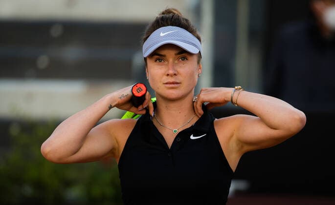 May 13, 2021, ROMA, ITALY: Elina Svitolina of the Ukraine in action during her third-round match at the 2021 Internazionali BNL d Italia WTA, Tennis Damen 1000 tournament against Garbine Muguruza of ROMA ITALY - ZUMAa181 20210513_zaa_a181_125 Copyright: xRobxPrangex