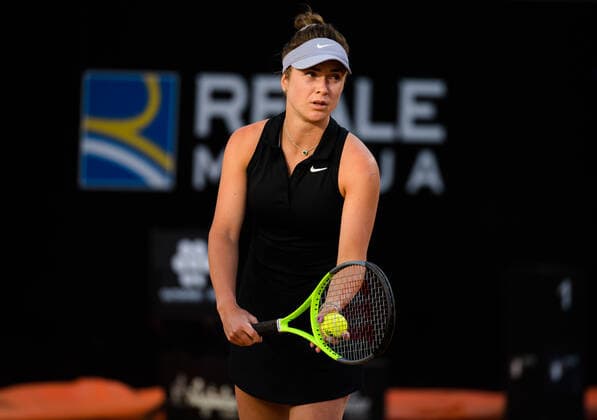 May 13, 2021, ROMA, ITALY: Elina Svitolina of the Ukraine in action during her third-round match at the 2021 Internazionali BNL d Italia WTA, Tennis Damen 1000 tournament against Garbine Muguruza of ROMA ITALY - ZUMAa181 20210513_zaa_a181_133 Copyright: xRobxPrangex