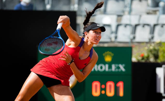 May 14, 2021, ROMA, ITALY: Jessica Pegula of the United States in action during her quarter-final match at the 2021 Internazionali BNL d Italia WTA, Tennis Damen 1000 tournament against Petra Martic of Croatia ROMA ITALY - ZUMAa181 20210514_zaa_a181_005 Copyright: xRobxPrangex