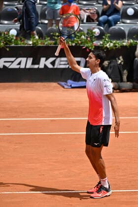 Photo Fabrizio Corradetti - LaPresse 15 05 2021 Roma (Italy) Tennis Quarter final Lorenzo Sonego (ITA) vs Andrey Rublev (RUS) Internazionali BNL d Italia 2021 In the pic: Lorenzo Songego celebrate safter reach semifinal  Copyright: xFabrizioxCorradetti LaPressex