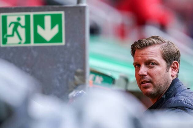 GER, FC Augsburg vs SV Werder Bremen 15 05 2021, WWK Arena, Augsburg, GER, FC Augsburg vs SV Werder Bremen, in picture Florian Kohfeldt coach SV Werder Bremen Foto nordphoto GmbH gumzmedia DFL regulations prohibit any use of photographs as image sequences and or quasi video Augsburg WWK Arena Bayern Germany Poolfoto nordphoto GmbH gumzmedia ,EDITORIAL USE ONLY