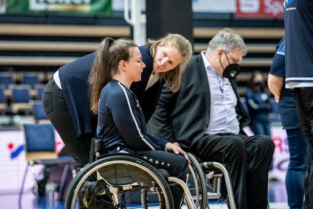RBBL1 Playoffs 2021 Game 2 RSV Lahn Dill RSB Thuringia Bulls 15 05 2021 Janet Zeltinger Coach RSV Lahn Dill , Annabel Breuer RSV Lahn Dill, 12 RBBL1 Playoffs 2021 Game 2 RSV Lahn Dill RSB Thuringia Bulls 15 05 2021 Rittal Arena, Wetzlar Hessen Copyright: xBEAUTIFULxSPORTS Roeczeyx