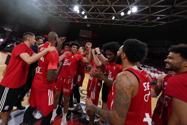 Basketball Munich 16 05 2021 Season 2020 2021 MagentaSport BBL Pokal TOP FOUR FINALE FC Bayern Munich ALBA Berlin Basketball Munich 16 05 2021 Season 2020 2021 MagentaSport BBL Pokal TOP FOUR FINALE FC Bayern Munich ALBA Berlin Munich wins the MagentaSport BBL Pokal Jubel Munich only editorial use commercial use only after agreement with the photographer Munich Germany