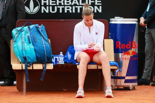 Internazionali BNL D Italia 2021 - Karolina Pliskova ROME, ITALY, MAY 16: Karolina Pliskova of Czech Republic reacts after losing the Final match against Iga Swiatek of Poland at the Internazionali BNL D Italia 2021 in Rome, Italy on May 16, 2021. Rome Foro Italico Italy 6670_240437 Copyright: xGiampieroxSposito PentaxPressx