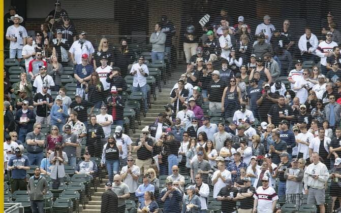 Baseball, MLB, Chicago White Sox - Kansas City Royals May 16, 2021: The fully vaccinated section is filled with more White Sox fans to see the Royals at Guaranteed Rate Field on May 16, 2021. - ZUMAm67_ 0118145815st Copyright: xBrianxCassellax
