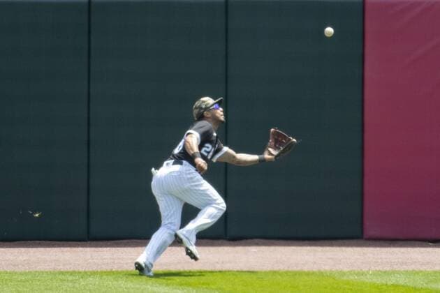 Baseball, MLB, Chicago White Sox - Kansas City Royals May 16, 2021: White Sox center fielder Leury Garcia makes a running catch to retire Royals designated hitter Salvador Po rez in the first inning May 16, 2021 at Guaranteed Rate Field. - ZUMAm67_ 0118145876st Copyright: xBrianxCassellax