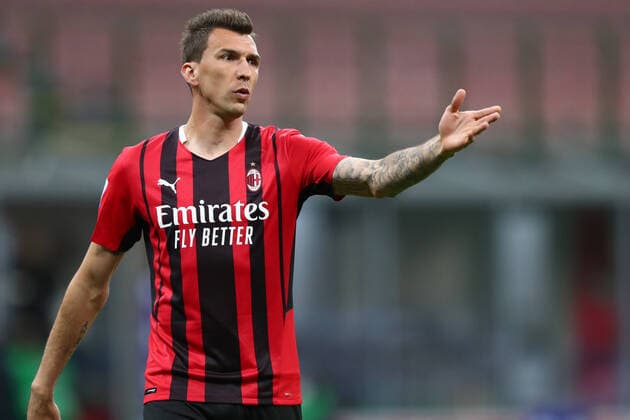 Ac Milan - Cagliari Calcio Mario Mandzukic of Ac Milan looks on during the Serie A match between Ac Milan and Cagliari Calcio. Milano Stadio Giuseppe Meazza Italy Copyright: xMarcoxCanonierox