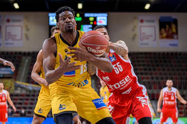 Ludwigsburg, Germany 19 May 2021 BBL 20 21 Playoffs Quarterfinals MHP Riesen Ludwigsburg vs Brose Bamberg v li in duel Yorman Polas Bartolo Ludwigsburg and Tyler Larson Bamberg Ludwigsburg MHP Arena Baden Württemberg Germany