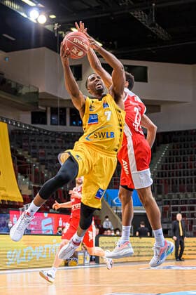 Ludwigsburg, Germany 19 May 2021 BBL 20 21 Playoffs Quarterfinals MHP Riesen Ludwigsburg vs Brose Bamberg Jamel McLean Ludwigsburg , Kenneth Ogbe Bamberg Ludwigsburg MHP Arena Baden Württemberg Germany