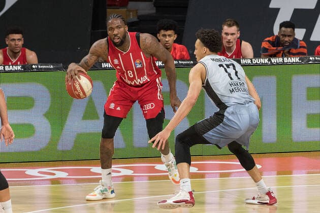 Basketball, BBL, 20210519, FC Bayern München Merlins Crailsheim In the picture Jalen REYNOLDS FC Bayern München, 8 dribbling ball and Jamuni MCNEACE Merlins Crailsheim, 17 München Audi Dome Bayern Germany Copyright: Passion2Press MarkusxFischerx