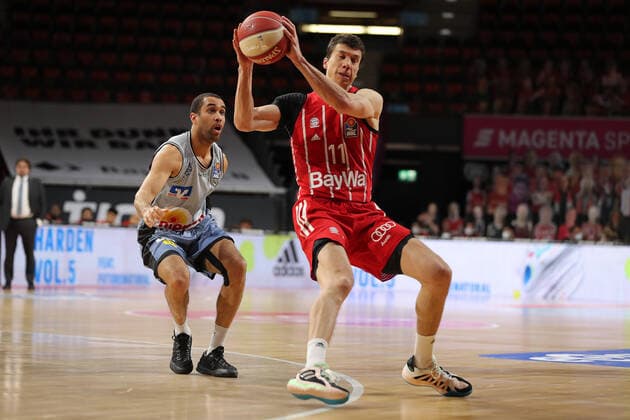 Vladimir Lucic Muenchen on the ball GER, FC Bayern Basketball vs Hakro Merlins Crailsheim, Basketball, 1 Bundesliga, Playoffs 2020 2021, Quarterfinals Game 1, 19 05 2021, GER, FC Bayern Basketball vs Hakro Merlins Crailsheim, Basketball, 1 Bundesliga, Playoffs 2020 2021, Quarterfinals Game 1, 19 05 2021, Muenchen Copyright: xEIBNER MarcelxEngelbrechtx EP_EER