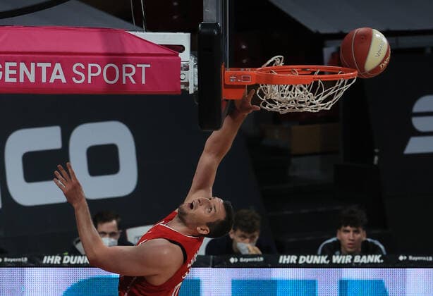 18 05 2021, BBL FC Bayern Basket vs Crailsheim, Audi Dome Munich, basketball, sports, in the picture Paul Zipser FCB Basketball