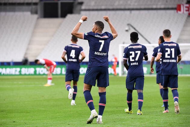 JOIE - FAIR PLAY - 07 KYLIAN MBAPPE (PSG) - DOS FOOTBALL : Paris SG vs Monaco - Coupe de France - Finale - 19 05 2021 AnthonyBIBARD FEP Panoramic 