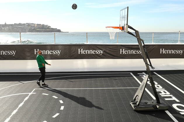 NBA, Basketball Herren, USA PARTNERSHIP LAUNCH, Nick Kyrgios shoots a basket inside Bondi Icebergs pool which has been converted to a basketball court during a National Basketball Association (NBA) brand partnership launch, in Sydney, Thursday, May 20, 2021. ( NO ARCHIVING, EDITORIAL USE ONLY, NO USE IN BOOKS WITHOUT CONSENT SYDNEY NSW AUSTRALIA  Copyright: xBRENDONxTHORNEx 20210520001543597510