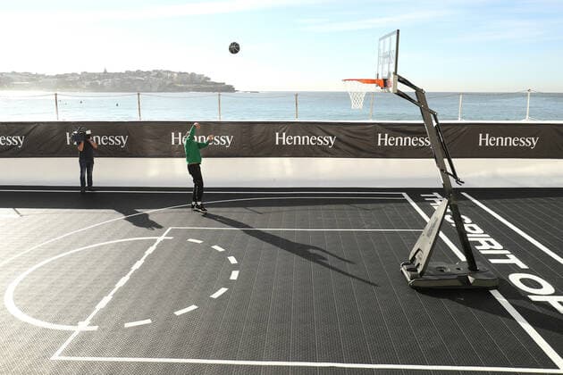 NBA, Basketball Herren, USA PARTNERSHIP LAUNCH, Nick Kyrgios shoots a basket inside Bondi Icebergs pool which has been converted to a basketball court during a National Basketball Association (NBA) brand partnership launch, in Sydney, Thursday, May 20, 2021. ( NO ARCHIVING, EDITORIAL USE ONLY, NO USE IN BOOKS WITHOUT CONSENT SYDNEY NSW AUSTRALIA  Copyright: xBRENDONxTHORNEx 20210520001543599545