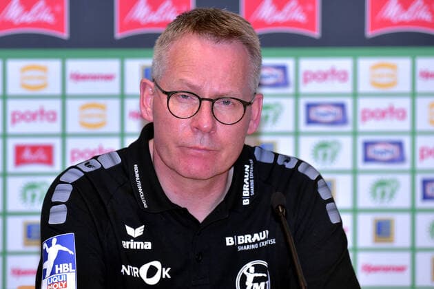 13 05 2021 pmk NE132487 Handball Men Bundesliga Season 2020 2021 Kreissporthalle Luebbecke Corona Matchday TSV GWD Minden MT Melsungen Press Conference Gudmindur GUDMUNDSSON Coach Melsungen