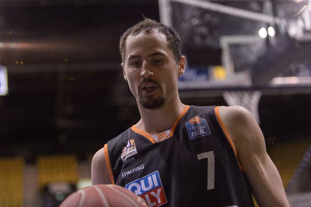 John PETRUCELLI 7 ratiopharm ulm during the game EWE Baskets Oldenburg vs ratiopharm Ulm, Basketball, Bundesliga, 20 05 2021, Season 2020 2021, Playoffs, Quarterfinals, 1 Matchday Copyright xErikxHillmer EIBNERx EP ehr EWE Baskets Oldenburg vs ratiopharm Ulm, Basketball, Bundesliga, 20 05 2021, Season 2020 2021, Playoffs, Quarterfinals, 1 Matchday Oldenburg Copyright: xErikxHillmer EIBNERx EP_ehr
