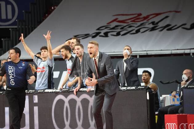 Crailsheim coach Tuomas IISALO and players basketball, Bayern Crailsheim, BBL playoff, quarterfinal, 2 game, 2020 2021 season, on 21 5 2021 in Munich, A U D I D O M E, Germany source copyright credit Oryk HAIST xx