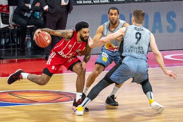 D J Seeley 4 FC Bayern , Fabian Bleck 9 Hakro Merlins Crailsheim , FC Bayern Basketball vs HAKRO Merlins Crailsheim, BBL Playoffs, Quarterfinals, 21 05 2021 Munich Bavaria Germany Copyright: xkolbert-press UlrichxGamelx