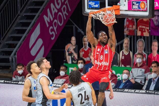 Jalen Reynolds 8 FC Bayern , dunk, FC Bayern Basketball vs HAKRO Merlins Crailsheim, BBL Playoffs, Quarterfinals, 21 05 2021 Munich Bavaria Germany Copyright: xkolbert-press UlrichxGamelx