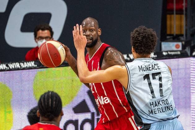 James Gist 21 FC Bayern , Jamuni McNeace 17 Hakro Merlins Crailsheim , FC Bayern Basketball vs HAKRO Merlins Crailsheim, BBL Playoffs, Quarterfinals, 21 05 2021 Muenchen Bayern Germany Copyright: xkolbert-press UlrichxGamelx