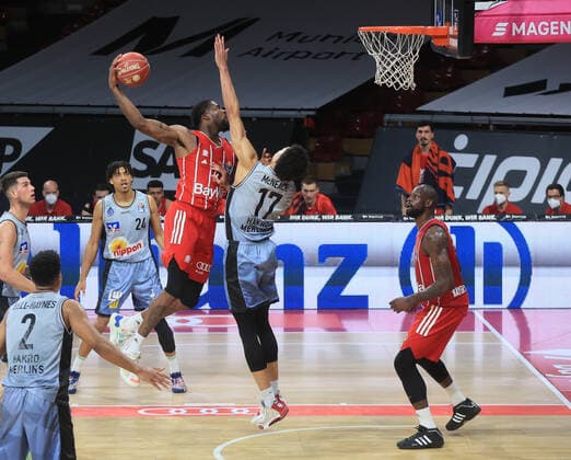 21 05 2021, BBL FC Bayern Basket vs Crailsheim, Audi Dome Muenchen, Basketball, Sport, in picture Bogdan Radosavljevic Merlins Crailsheim , Trae Bell Haynes Merlins Crailsheim , Jeremy Jones Merlins Crailsheim , Jalen Reynolds FCB Basketball , Jamuni McNeace Merlins Crailsheim a nd James Gist FCB Basketball