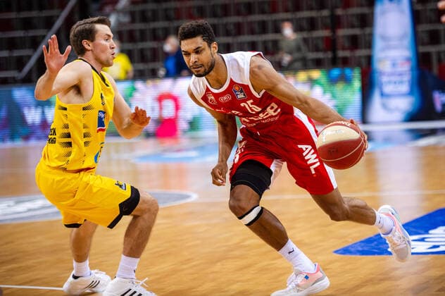 Jordan Hulls MHP RIESEN Ludwigsburg 1 Kenneth Ogbe Brose Bamberg 25 1 Basketball Bundesliga easyCredit BBL MHP RIESEN Ludwigsburg Brose Bamberg on 21 05 2021 in Ludwigsburg MHPArena , Baden Wuerttemberg, Germany Ludwigsburg 21 05 21 Basketball , 21 05 2021, Ludwigsburg Germany xpxsdx