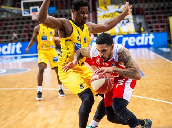 Tyler Larson Brose Bamberg 55 Yorman Polas Bartolo MHP RIESEN Ludwigsburg 13 1 Basketball Bundesliga easyCredit BBL MHP RIESEN Ludwigsburg Brose Bamberg on 21 05 2021 in Ludwigsburg MHPArena , Baden Wuerttemberg, Germany Ludwigsburg 21 05 21 Basketball , 21 05 2021, Ludwigsburg Germany xpxsdx