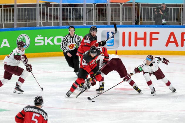 Faceoff won by G. Vilardi (Canada) with N. Paul in defence during World Championship, WM, Weltmeisterschaft 2021 - Canada vs Latvia, Ice hockey, Eishockey in Riga, Latvia, May 21 2021  Copyright: xLiveMedia AndreaxRex xIPAx xLiveMediax 0