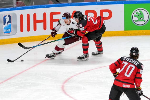 O. Power contrast during World Championship, WM, Weltmeisterschaft 2021 - Canada vs Latvia, Ice hockey, Eishockey in Riga, Latvia, May 21 2021  Copyright: xLiveMedia AndreaxRex xIPAx xLiveMediax 0