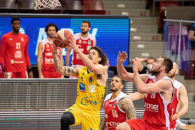 Jonah Radebaugh MHP Riesen Ludwigsburg, 12 , Chase Fieler Brose Bamberg, 20 , Tyler Larson Brose Bamberg, 55 , Alex Ruoff Brose Bamberg, 07 , MHP Riesen Ludwigsburg vs Brose Bamberg, Basketball, Bundesliga, Playoffs, Game 2, easycredit BBL, 21 05 2021 , MHP Riesen Ludwigsburg vs Brose Bamberg, Basketball, Bundesliga, Playoffs, Game 2, easycredit BBL, 21 05 2021 Ludwigsburg Copyright: xEibner-Pressefoto SaschaxWaltherx EP_swa