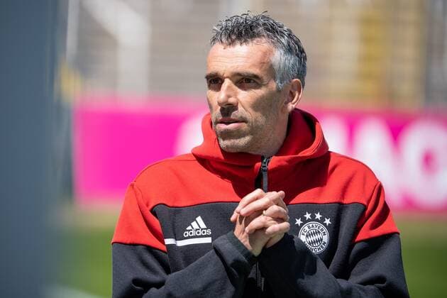 Head coach Danny Schwarz FC Bayern II , FC Bayern II vs Hallescher FC, 3 Liga, 22 05 2021 DFB regulations prohibit any use of photographs as image sequences and or quasi video Muenchen Bayern Germany Copyright: xkolbert-press UlrichxGamelx