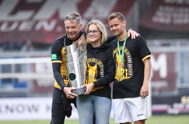 Wiesbaden, 22 05 2021, Football, Brita Arena, 3 Liga, 38 Spieltag , SV Wehen Wiesbaden vs SG Dynamo Dresden 0 1 0 1 , On the last matchday of the season 2020 21 Dresden secured the third league championship , In the picture award ceremony with winners cup , According to the specifications of the DFB Deutscher Fußballbund it is prohibited to exploit in the stadium and or from the game made photographs in the form of sequence pictures and or video-like photo series or to let exploit ,