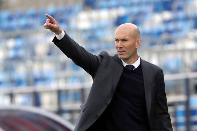 Real Madrid s French head coach Zinedine Zidane gestures at the sideline during the Spanish LaLiga Primera Division match between Real Madrid and Villarreal at Alfredo Di Stefano stadium in Madrid, central Spain, 21 May 2021. Real Madrid vs Villarreal CF !ACHTUNG: NUR REDAKTIONELLE NUTZUNG!  Copyright: xEduardoxCandelx GRAF4431 20210522-637573145621759977