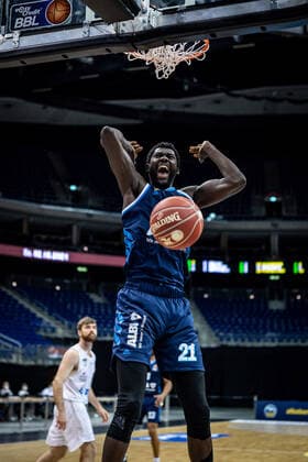 Basketball Berlin 22 05 2021 1 Bundesliga easyCredit BBL BBL Season 2020 2021 Playoffs Quarterfinals Game 2 Alba Berlin Hamburg Towers Christ Koumadje Alba Berlin, No 21