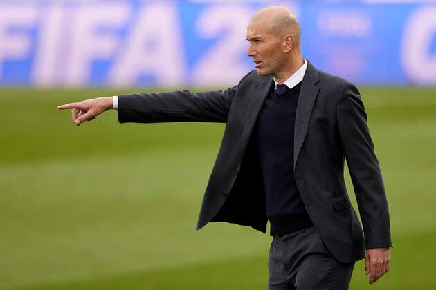 ESP: Real Madrid-Villarreal CF La Liga Santander. Real Madrid coach Zinedine Zidane during the La Liga match between Real Madrid and Villarreal CF played at Alfredo Di Stefano Stadium on May 22, 2021 in Madrid, Spain. kpng Copyright: xRubenxAlbarranx xPressinphotox RA_210522_229