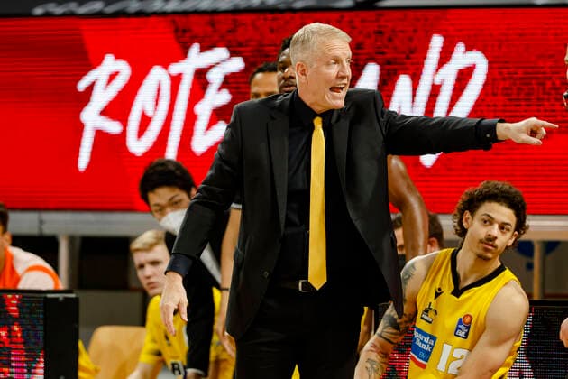 Headcoach John Patrick MHP Riesen Ludwigsburg Brose Bamberg MHP Riesen Ludwigsburg easyCredit BBL Basketball Bundesliga Basketball Season 2020 21 Playoff Quarterfinals Game3 , Playoffs, 23 05 2021 Bamberg, Brose Arena Copyright: DanielxLöb