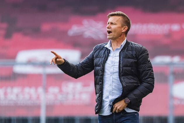 * OUT of AUT - Keine Weitergabe an Drittanbieter