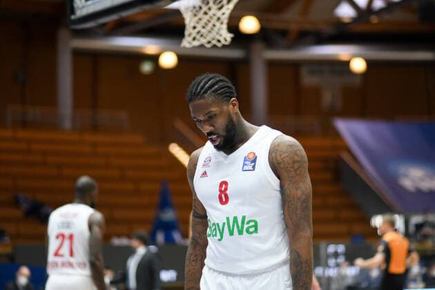 Jalen Reynolds FC Bayern Muenchen Basketball aergert sich, GER, HAKRO Merlins Crailsheim vs FC Bayern Basketball, 23 05 2021, Play Off Quarterfinal Game 4, Basketball Bundesliga, Spielzeit 2020 2021 GER, HAKRO Merlins Crailsheim vs FC Bayern Basketball, 23 05 2021, Play Off Quarterfinal Game 4, Basketball Bundesliga, Spielzeit 2020 202 Crailsheim Copyright: xEibnerxPressefoto MichaelxMemmlerx EP_MMR