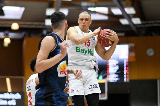 Robin Amaize FC Bayern Muenchen Basketball on the Ball, GER, HAKRO Merlins Crailsheim vs FC Bayern Basketball, 23 05 2021, Play Off Quarterfinal Game 4, Basketball Bundesliga, Season 2020 2021 GER, HAKRO Merlins Crailsheim vs FC Bayern Basketball, 23 05 2021, Play Off Quarterfinal Game 4, Basketball Bundesliga, Season 2020 202 Crailsheim Copyright: xEibnerxPressefoto MichaelxMemmlerx EP_MMR
