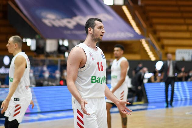 Paul Zipser FC Bayern Muenchen Basketball looks questioning and is disappointed, GER, HAKRO Merlins Crailsheim vs FC Bayern Basketball, 23 05 2021, Play Off Quarterfinal Game 4, Basketball Bundesliga, Season 2020 2021 GER, HAKRO Merlins Crailsheim vs FC Bayern Basketball, 23 05 2021, Play Off Quarterfinal Game 4, Basketball Bundesliga, Season 2020 202 Crailsheim Copyright: xEibnerxPressefoto MichaelxMemmlerx EP_MMR