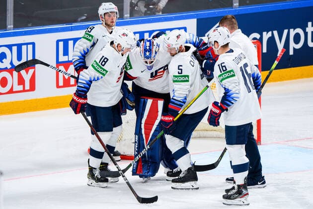 210523 Goalkeeper Anthony Stolarz of USA in pain during the 2021 IIHF Ice Hockey World Championship game between Canada and USA on May 23, 2021 in Riga Photo Simon Hastegard BILDBYRAN kod SH SH0112 ishockey ice hockey ishockey vm iihf ice hockey world championship canada kanada usa day 3 bbeng depp skada,  Copyright: SIMONxHASTEGARD BB210523SH206