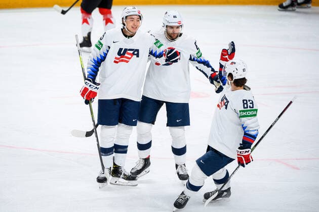 210523 Jason Robertson, Christian Wolanin and Conor Garland of USA celebrate the 0 1 goal during the 2021 IIHF Ice Hockey World Championship game between Canada and USA on May 23, 2021 in Riga Photo Simon Hastegard BILDBYRAN kod SH SH0112 ishockey ice hockey ishockey vm iihf ice hockey world championship canada kanada usa day 3 bbeng jubel,  Copyright: SIMONxHASTEGARD BB210523SH210
