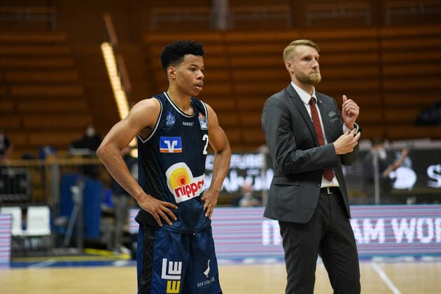 Trae Bell Haynes HAKRO Merlins Crailsheim and Tuomas Iisalo HAKRO Merlins Crailsheim after the game, GER, HAKRO Merlins Crailsheim vs FC Bayern Basketball, 23 05 2021, Play Off Quarterfinal Game 3, Basketball Bundesliga, Season 2020 2021 GER, HAKRO Merlins Crailsheim vs FC Bayern Basketball, 23 05 2021, Play Off Quarterfinal Game 3, Basketball Bundesliga, Season 2020 2021 Crailsheim Copyright: xEibnerxPressefoto MichaelxMemmlerx EP_MMR