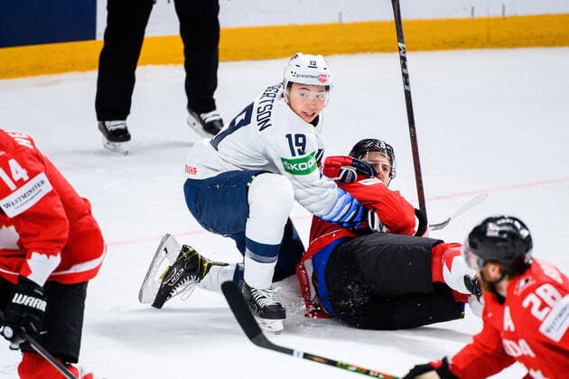 210523 Jason Robertson of USA during the 2021 IIHF Ice Hockey World Championship game between Canada and USA on May 23, 2021 in Riga Photo Simon Hastegard BILDBYRAN kod SH SH0112 ishockey ice hockey ishockey vm iihf ice hockey world championship canada kanada usa day 3 bbeng,  Copyright: SIMONxHASTEGARD BB210523SH229